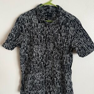 RVCA Abstract Black and White Button Down Shirt Short Sleeve Bamboo Pattern